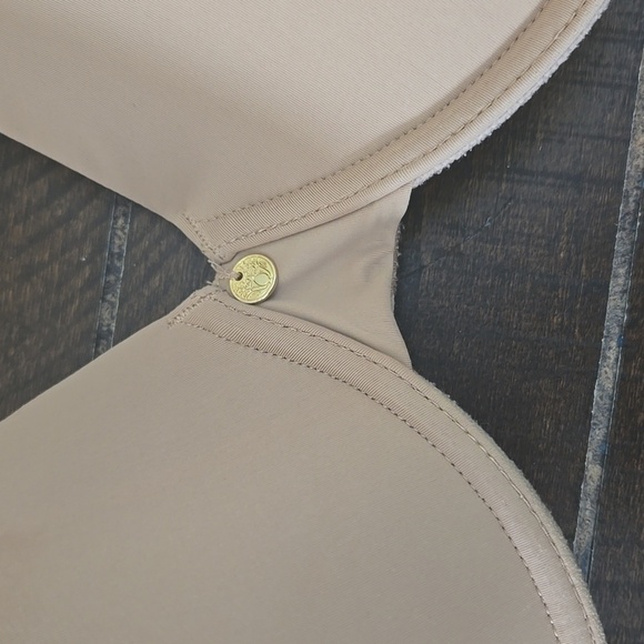 Natori Beige/Cream Pure Luxe Full Fit Contour Underwire Bra Size 34DD - Picture 2 of 9